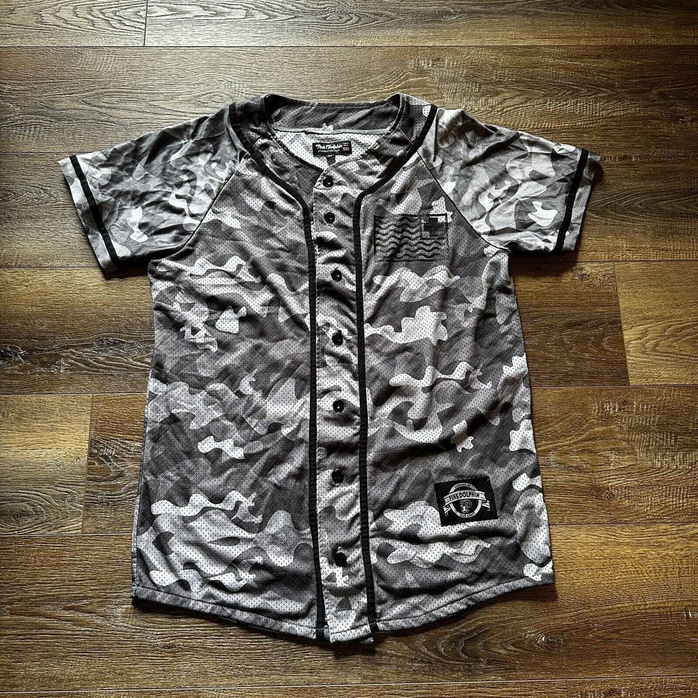 Pink Dolphin Adult Size Medium‎ Camo Baseball Button Up Jersey Black/Gray
